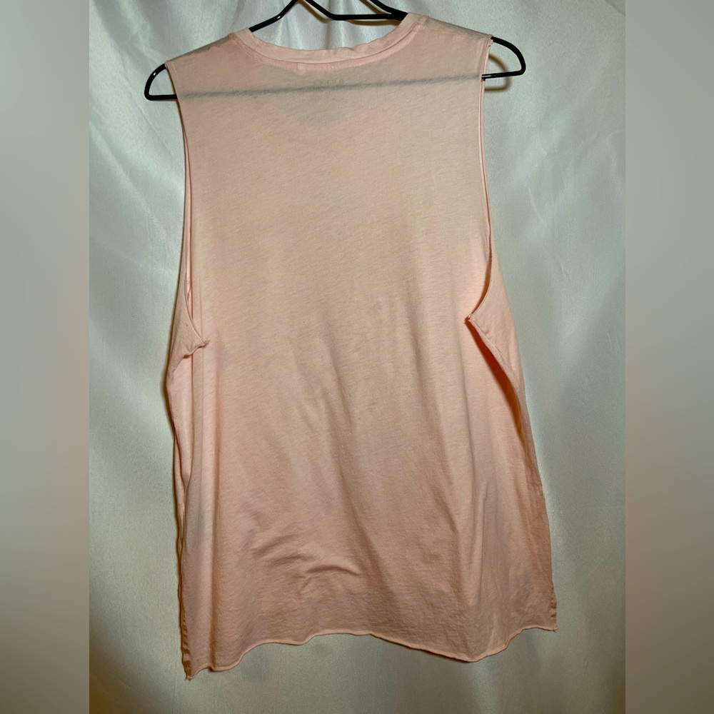 GUESS Muscle Shirt - Picture 2 of 5